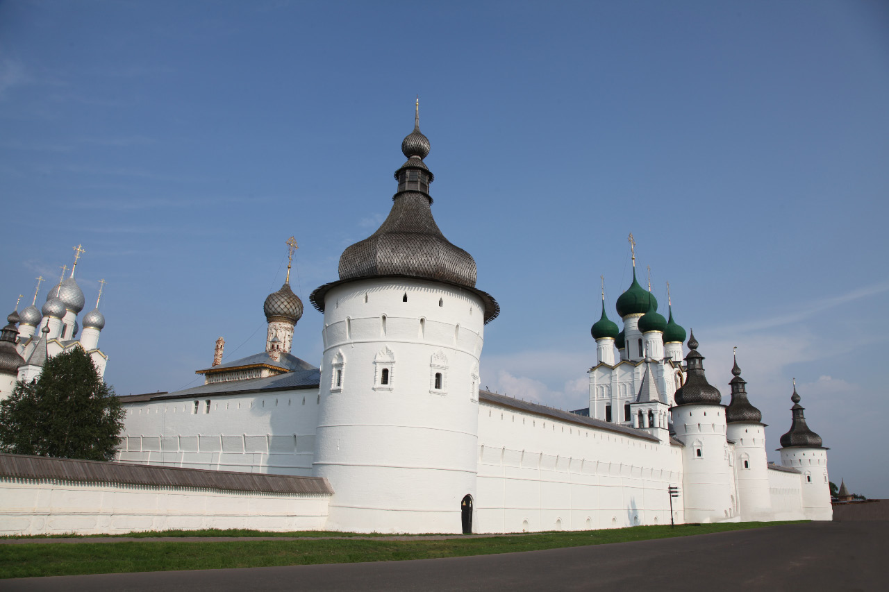 Ростовский Белокаменный Кремль